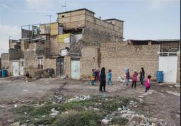 پدیده نوظهور حاشیهنشینی کارگاهی- صنعتی؛ زنگ خطر بیضابطگی در حواشی شهرهای صنعتی