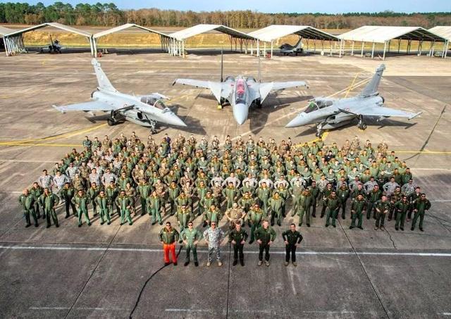 سوخوهای هندی در آسمان فرانسه سوخت گرفتند؛ اتحاد جدید علیه اژدهای چینی/ نگاهی به تمرین هوایی «گارودا ۲۰۲۵» +عکس و فیلم