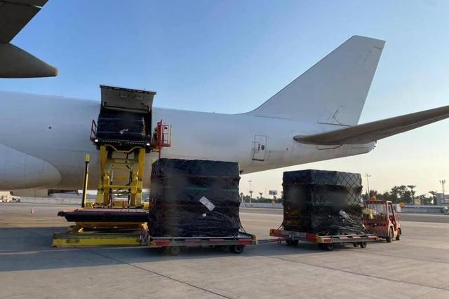 رسانه صهیونیستی: محموله جدید تجهیزات نظامی از امارات به تل‌آویو رسید