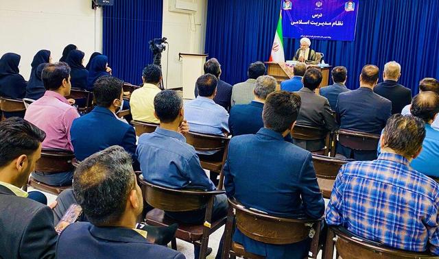 نماینده ولی فقیه در هرمزگان: مالیات باید به عمران و آبادانی منجر شود