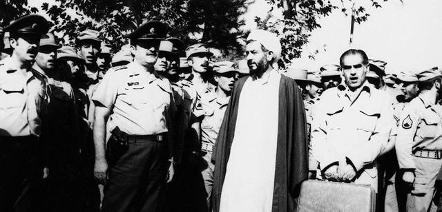 طلبه بازیگوشی که به چهره‌ای اثرگذار در انقلاب بدل شد