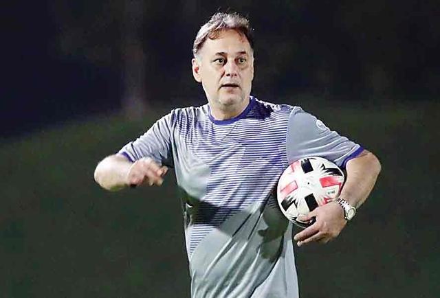 در مورد رضاییان باید به تصمیم ساپینتو احترام گذاشت | دربی جمعه جنگ هافبکهاست