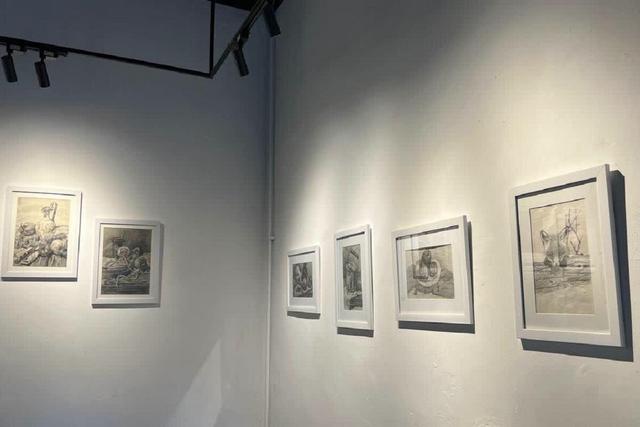 نمایشگاه طراحی «هاشور» در شهرکرد برپا شد