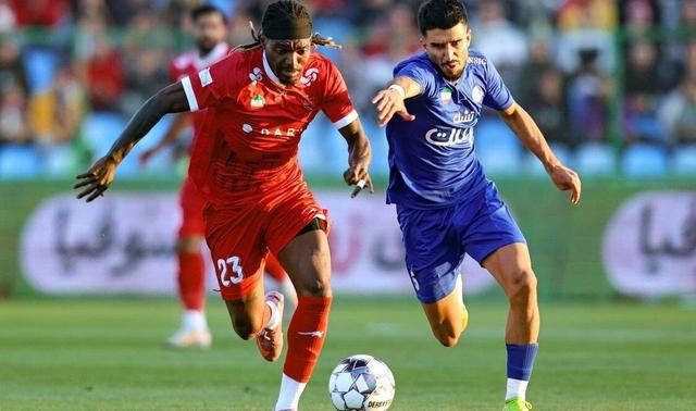 زمستان سخت استقلال و تراکتور از راه رسید؛ زمان به سود پرسپولیس