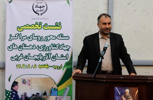 اصغری: محصولات کم‌آب‌بر با توجه به شرایط تغییر اقلیم کشت شود