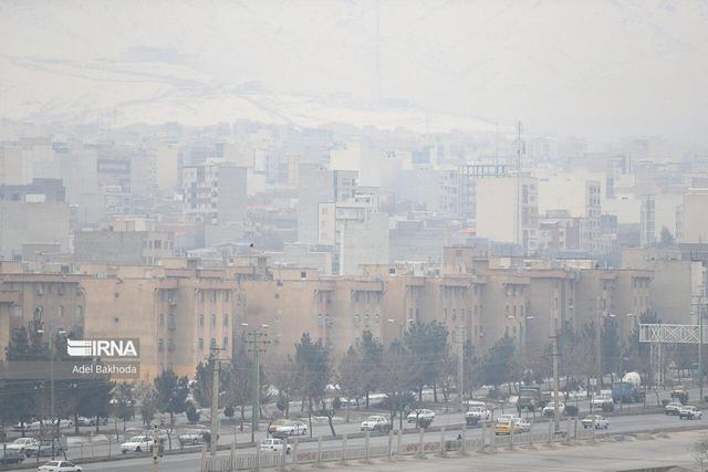 افزایش غلظت آلاینده ها در همدان؛ بارش های پراکنده در راه است