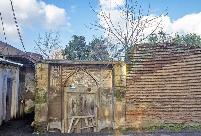 استاندار گیلان: احیای هویت محلات آسیب‌های اجتماعی را کاهش می‌دهد