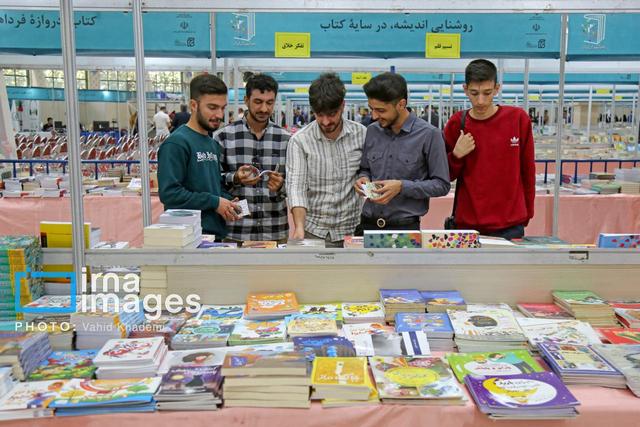 نمایشگاه کتاب کرمانشاه با ۱۳ هزار عنوان اثر برگزار می‌شود