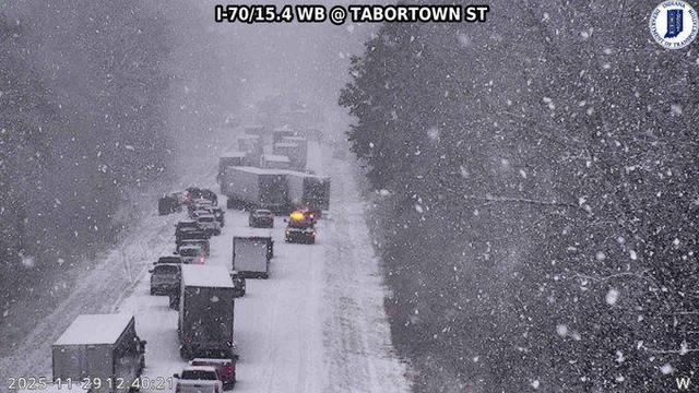 تصادف زنجیره‌ای ۴۵ خودرو در بزرگراه بخاطر کولاک شدید! +ویدیو