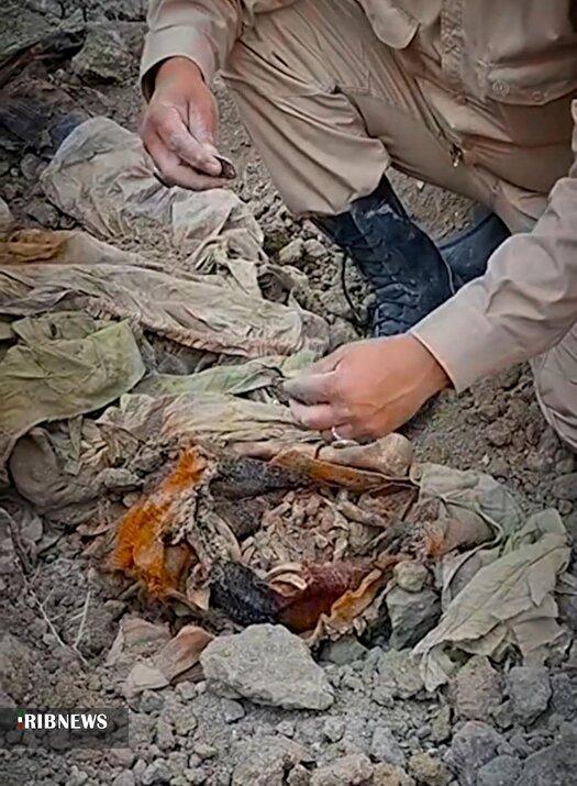 تفحص پیکر شهید در شرق دجله