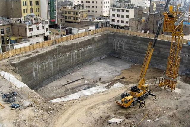 تهران روی خط زلزله، هتل جدید ولنجک روی گسل ساخته می‌شود