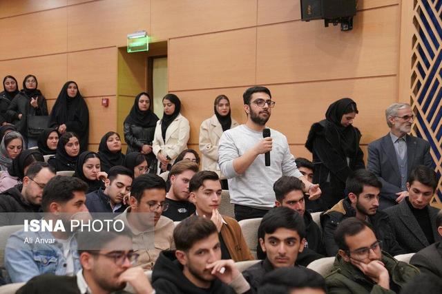 دانشجو در بلاتکلیفی، اعلام تعطیلی قطره‌چکانی دانشگاه‌ها/دانشجویان اسیر آلودگی هوا