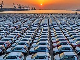 مهلت افتتاح حساب وکالتی برای ثبتنام خودروهای وارداتی