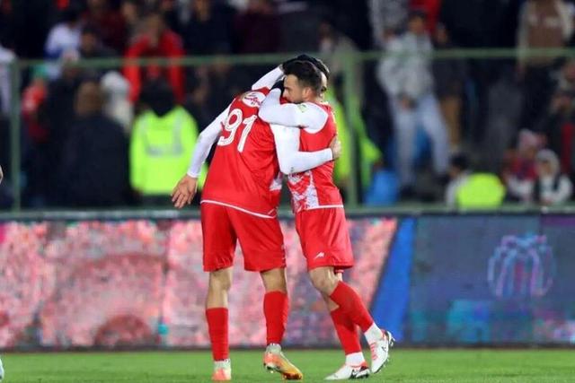 تلاش یک لژیونر برای بازگشت به پرسپولیس