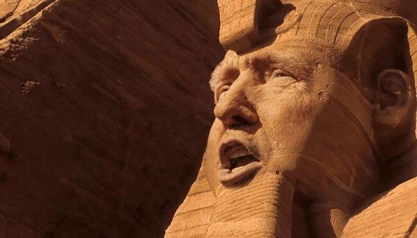 دشمن همان راهی را می‌رود که هلاک‌شدگان تاریخ رفتند