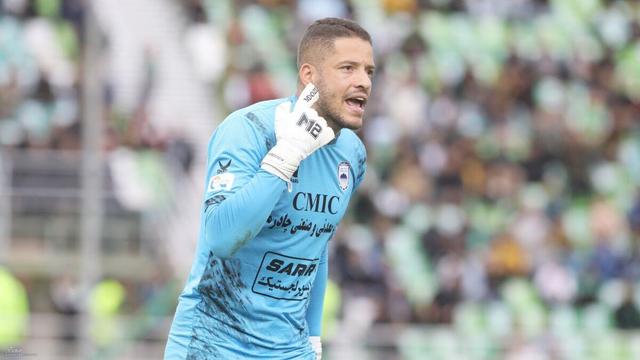 صحنه ناب فوتبال: ناکامی آقای گل برابر گلر نابغه/ انتظار فوتبال از ایجنت‌ها بالا رفت!