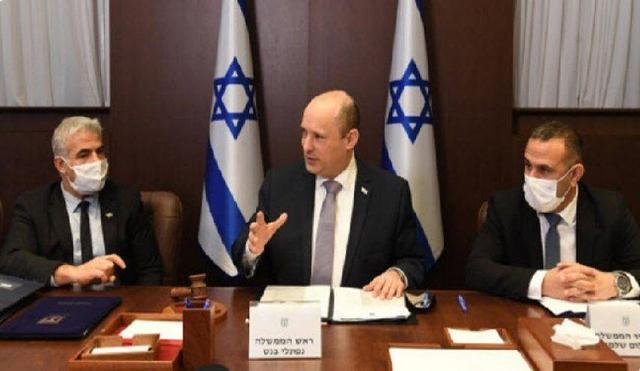 اعلام حمایت نخست‌وزیر اسبق اسرائیل از کناره‌گیری نتانیاهو از قدرت در مقابل عفو قضایی