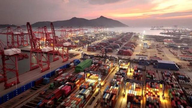 شاخص جدید بنادر کانتینری راه‌اندازی شد