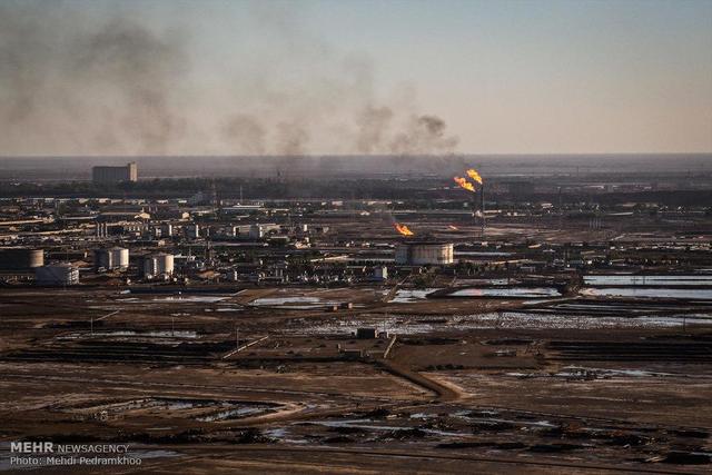 هوای ۱۱ شهر خوزستان ناسالم برای همه گروه‌ها