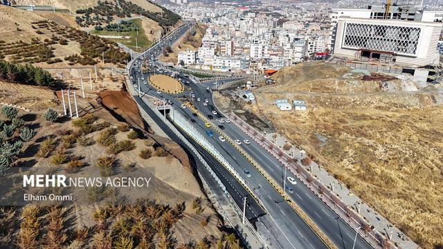 آئین افتتاح پروژه تقاطع غیرهمسطح «تکیه چمن» سنندج