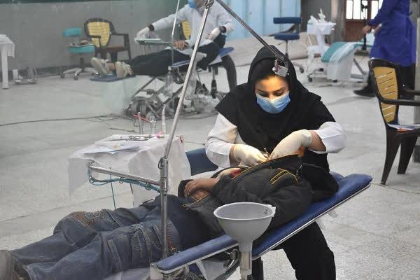 اردوی جهادی دندانپزشکی در روستای بنستان؛ ویزیت رایگان ۱۵۰۰ بیمار