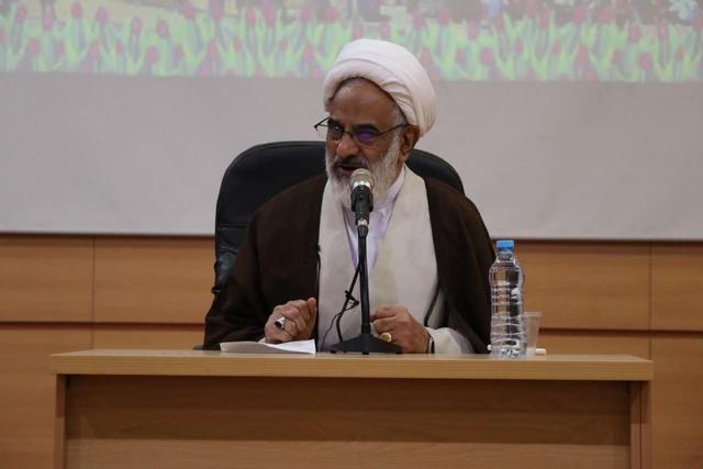 ملت ایران با ایمان و بصیرت نقشه‌های بدخواهان را نقش بر آب کردند