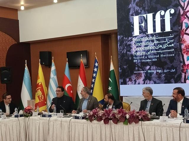 دبیر جشنواره جهانی فیلم فجر: صلح را باید با فرهنگ و هنر در دنیا مستقر کرد