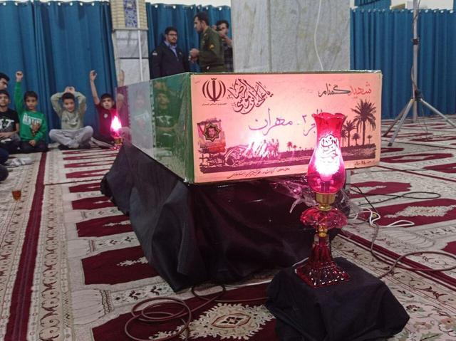 فیلم | قصرشیرین دروازه کربلا؛ پیکر یک شهید گمنام را در آغوش کشید