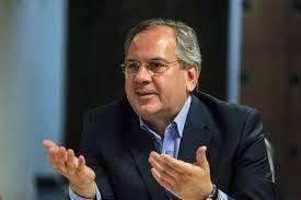 اشرافیت فقر نچشیده چگونه می‌تواند خدمتگزار باشد آقای سریع‌القلم؟