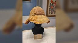 ماجرای کلاه ۱۶۰۰ساله