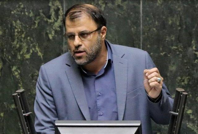 ظهوریان: اکبر طبری بدون هیچ توضیحی آزاد شده/ بابک زنجانی برای نمایندگان مجلس و مدیران بانک مرکزی خط و نشان می کشد/ قوه قضائیه کوتاهی می کند