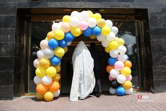 کاهش ۸ درصدی ازدواج در کشور | فاصله ازدواج و اولین فرزندآوری به ۴/۵ سال رسید | جزئیات اعطای ۲ میلیون تومان ماهانه به مادران