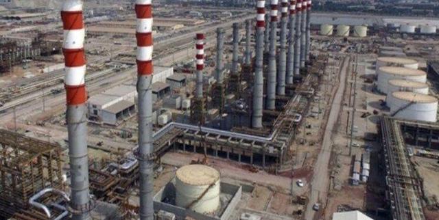 عرضه سهام نفت راهکار تأمین مالی پروژه‌های زیرساختی در شرایط تحریم