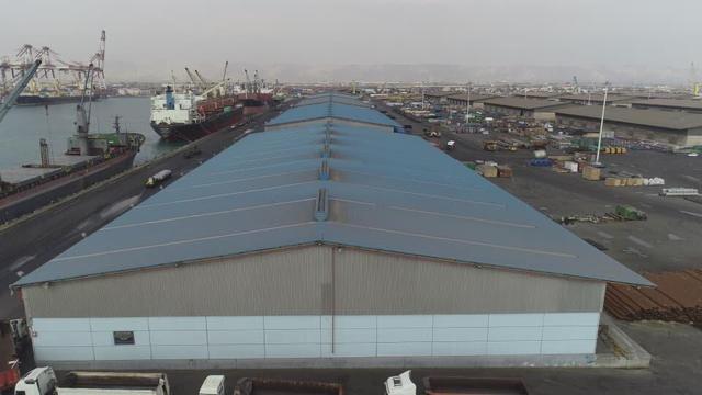 تعمیرات اساسی انبارهای لجستیک بندر شهید رجایی ۱۰درصد پیشرفت کرد