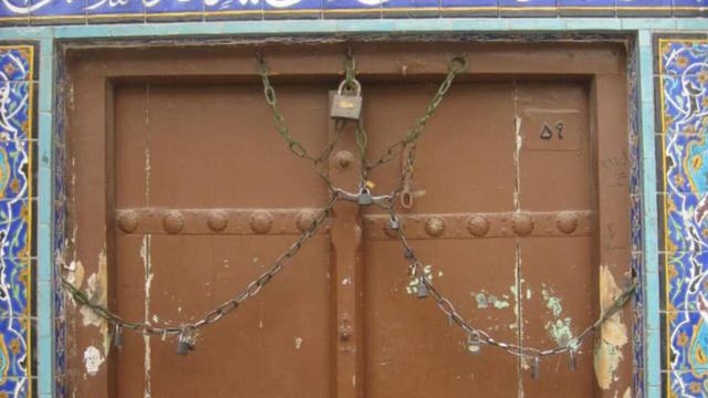 سرقت درب مسجد جامع «خوزان» خمینی‌شهر در حال پیگیریست 