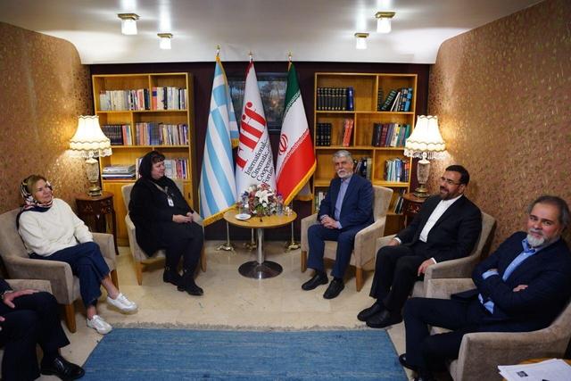 دیدار وزیر فرهنگ و ارشاد اسلامی با هیات‌های خارجی در جشنواره جهانی فیلم فجر
