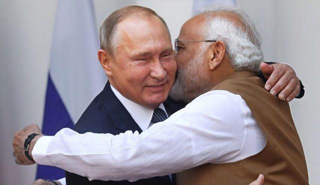 رسانه آمریکایی: رویکرد ترامپ، روسیه را تبدیل به بهترین دوست هند کرد