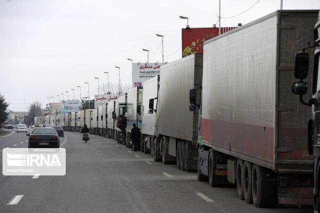 رتبه اول صادرات ایران در بین ۱۵ کشور همسایه مربوط به عراق است