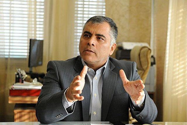 پاک نژاد: حذف سهمیه بنزین خودرو‌های جدید و دولتی/ تأثیر معناداری بر تورم ندارد + فیلم