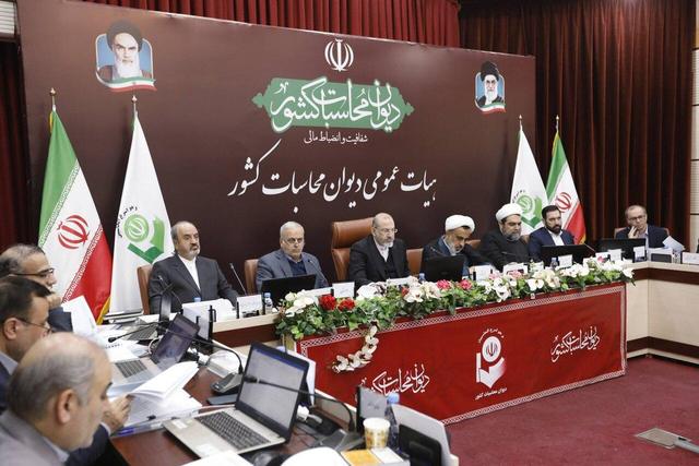 بررسی عملکرد شرکت‌های شبه‌دولتی، نفت و معافیت‌های مالیاتی