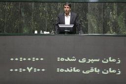 شیخیزاده: خودروهای پرمصرف دود بنزین را به ریههای مردم میفرستند