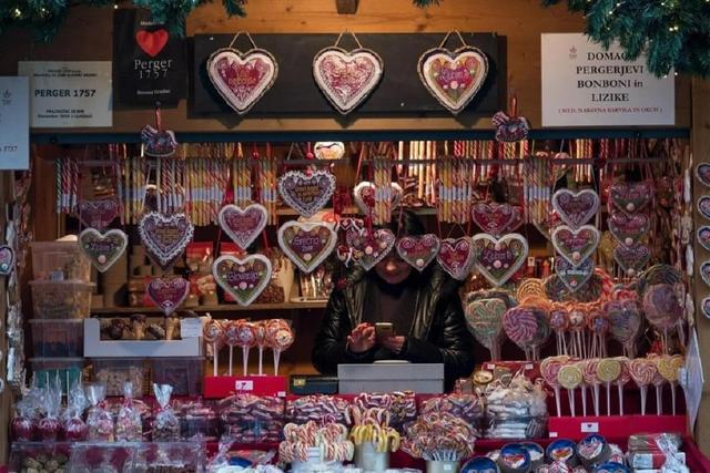 پاداش کریسمس ۶۴۰ یورویی کارفرمایان به همه کارگران در این کشور!