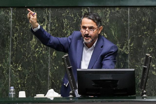 نماینده تهران: آیا افشاگریهای برخی اعضای کمیسیون اصل 90 عاقلانه است؟