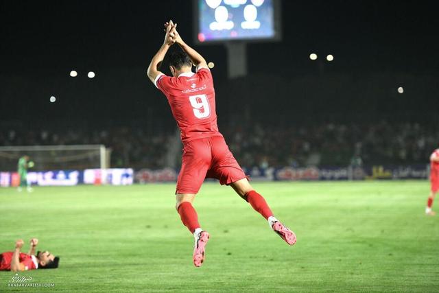 آخرین خبر از تمدید قرارداد ستاره ملی پوش پرسپولیس