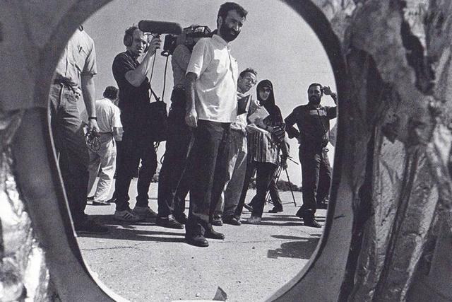 مردی که از دل جنگ معنا استخراج کرد/ صدای هزینه‌های پنهان جنگ!