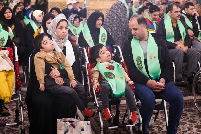 تشرف ۱۷۰۰ خانواده دارای معلول به حرم مطهر امام رضا(ع)