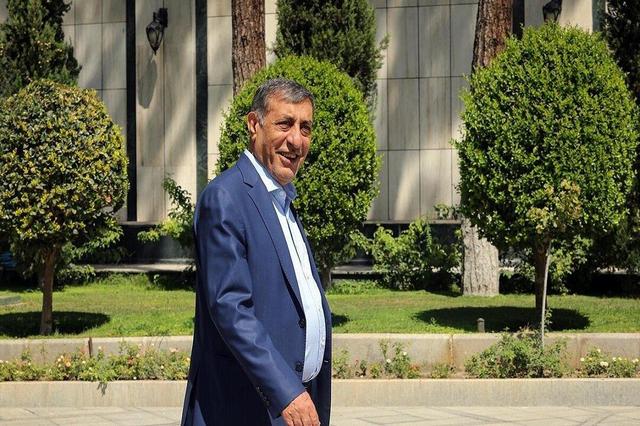 قائم پناه: سیاست برقیسازی وسایل نقلیه را دنبال میکنیم