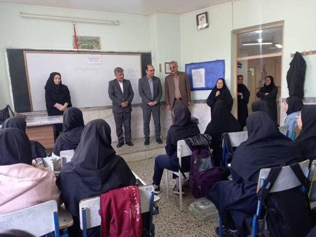 الگوی مدرسه تراز در واحدهای آموزشی متوسطه استان اردبیل اجرا شد