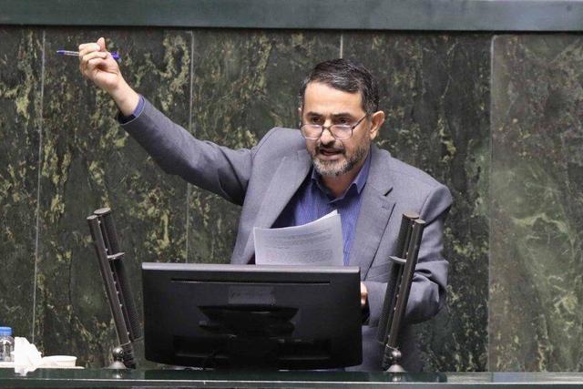 تاکید نماینده تهران بر ضرورت توجه به اجماع سازی و افزایش بهره‌وری