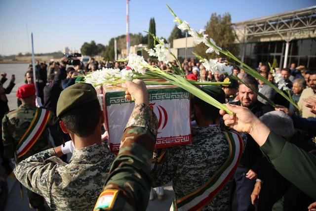فیلم | ورود پیکر مطهر شهید نورعلی رضایی فراش به کرمانشاه